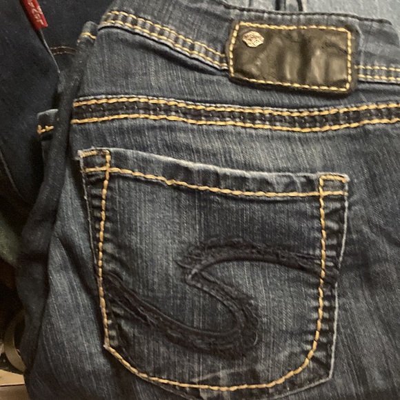 Size 29/25 Women’s Silver Jeans SUKI CAPRI cropped - Picture 6 of 7